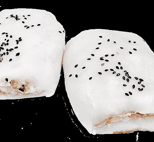 Кальмар фаршированный креветкой, гребешком и форелью, с сырами моцарелла и филадельфия